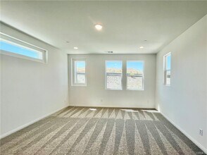 27360 Alpine Mdws Ct in Valencia, CA - Building Photo - Building Photo