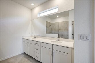 19065 Cabernet Ct in Venice, FL - Building Photo - Building Photo