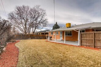 5482 E Colorado Ave in Denver, CO - Building Photo - Building Photo