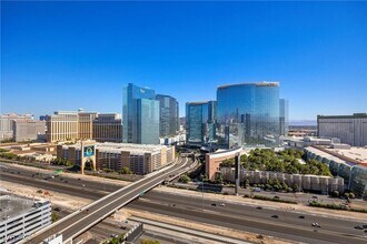 4575 Dean Martin Dr, Unit 1103 in Las Vegas, NV - Building Photo - Building Photo
