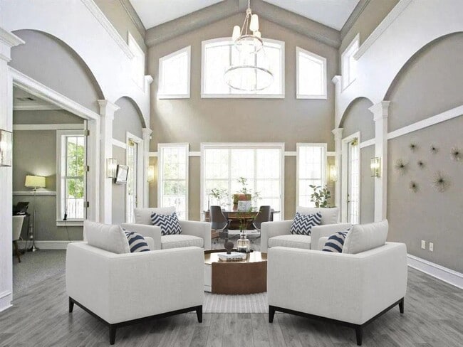 Parkway Vista in Doraville, GA - Building Photo - Building Photo