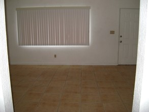 1090 S Quartzite Ave in Pahrump, NV - Building Photo - Other