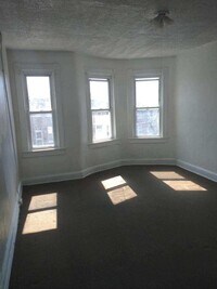 1938 W Lexington St photo'