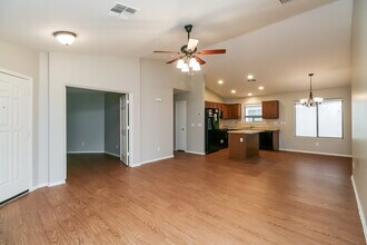 410 E Daniella Dr in San Tan Valley, AZ - Building Photo - Building Photo