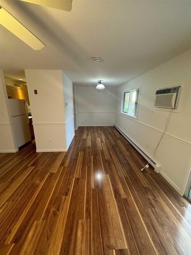 10 Field Ct in Fishkill, NY - Foto de edificio - Building Photo
