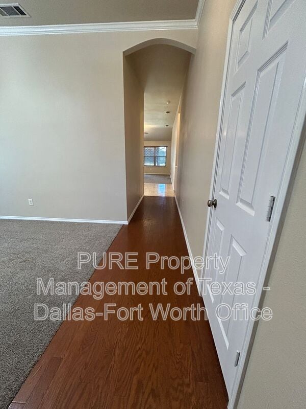7628 Hollow Forest Dr in Fort Worth, TX - Building Photo - Building Photo