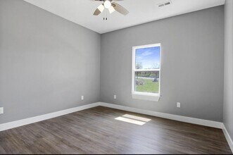 1808 Sierra in Mexico, MO - Building Photo - Building Photo
