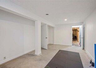 2100 NE Belvoir St in Lee's Summit, MO - Building Photo - Building Photo