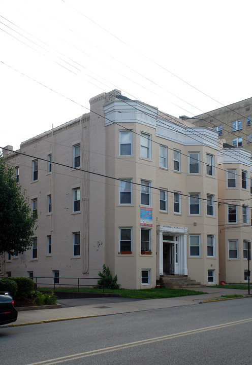 222 N Craig St in Pittsburgh, PA - Building Photo