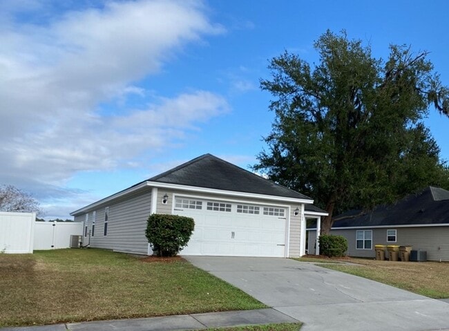 152 Scarlett Ln in Richmond Hill, GA - Building Photo - Building Photo