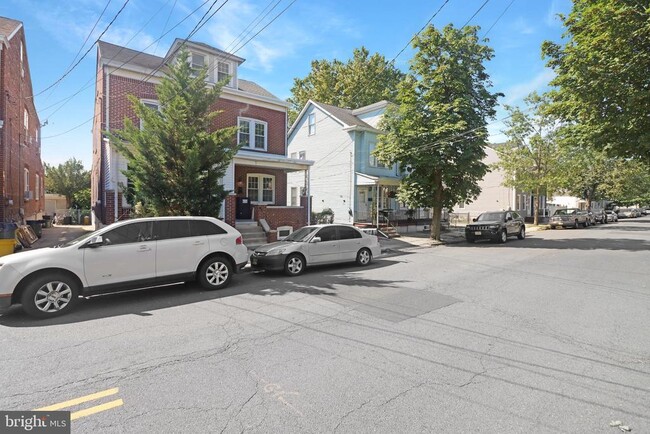 862 Ohio Ave in Trenton, NJ - Building Photo - Building Photo