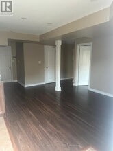 122 ALFRED SMITH Way in Newmarket, ON - Building Photo - Building Photo