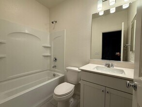 5961 Bruselas St in Las Vegas, NV - Building Photo - Building Photo