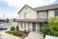 1548 W 740 S photo'