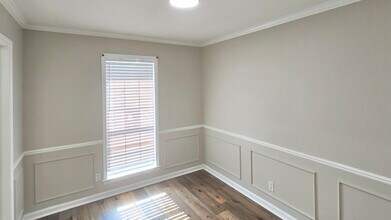 3068 S Mendenhall Rd in Memphis, TN - Foto de edificio - Building Photo