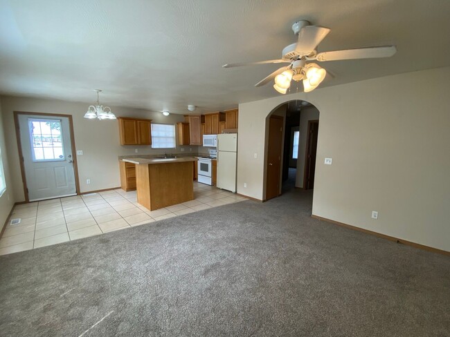 1454 N Fulbright Ave in Springfield, MO - Building Photo - Building Photo