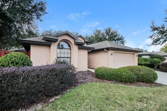 4480 Abaco Dr in Tavares, FL - Building Photo - Building Photo