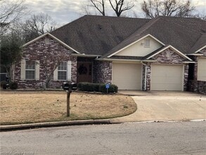 10708 Old Harbor Rd in Fort Smith, AR - Building Photo - Building Photo