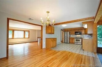 15 Loren Cir in Windsor, CT - Building Photo - Building Photo
