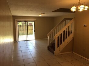 2145 SW 39th Way in Gainesville, FL - Building Photo - Building Photo