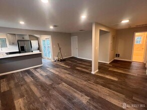 249 Olsen St in South Amboy, NJ - Building Photo - Building Photo