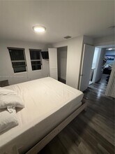 2020 Washington St in Hollywood, FL - Foto de edificio - Building Photo