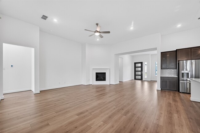 property at 1568 River Pt Dr