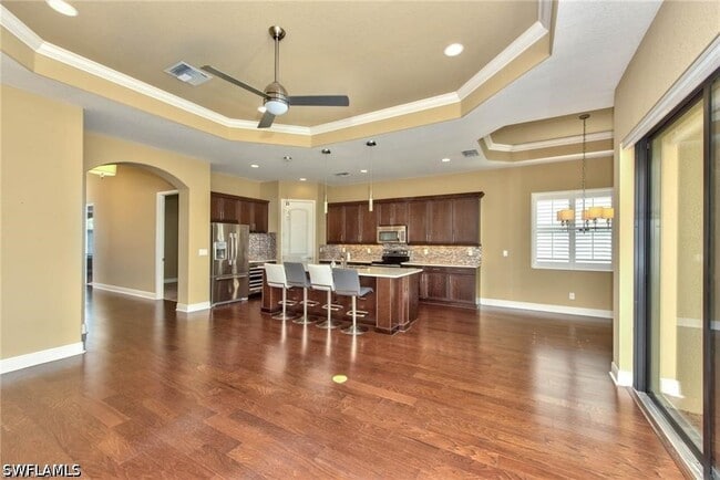 1614 Serrano Cir in Naples, FL - Building Photo - Building Photo