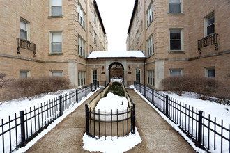 1733-1737 W Balmoral Ave in Chicago, IL - Foto de edificio - Building Photo