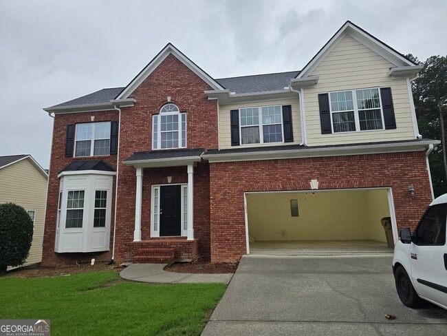 property at 3490 Southpointe Hill Dr NE