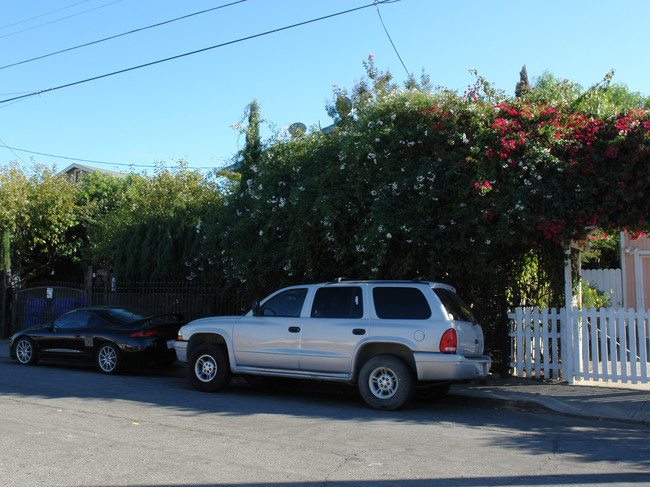 2126 California Ave in San Pablo, CA - Foto de edificio - Building Photo