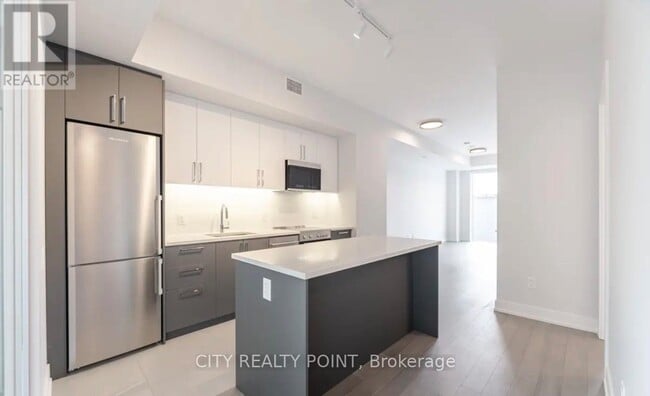 property at 664 Spadina Ave.