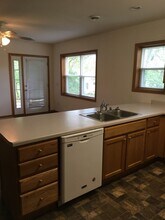 302 E 9th St, Unit B in Westfield, WI - Building Photo - Building Photo