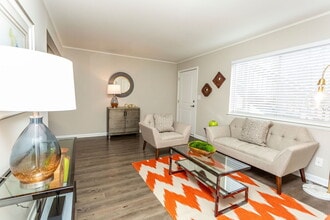 Bella 810 in Smyrna, GA - Building Photo - Building Photo