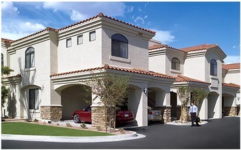 San Prado in Glendale, AZ - Building Photo - Building Photo