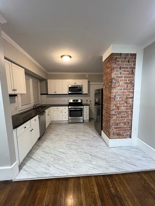 7428 Dunedin St, Unit 1 in Detroit, MI - Building Photo