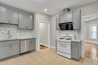 50-52 Brackenbury St-Unit -1 in Malden, MA - Building Photo - Building Photo