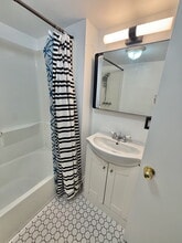 504 Pacific Ave, Unit Apt. B in Los Angeles, CA - Building Photo - Building Photo