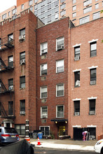 243 E 33rd St in New York, NY - Building Photo - Building Photo