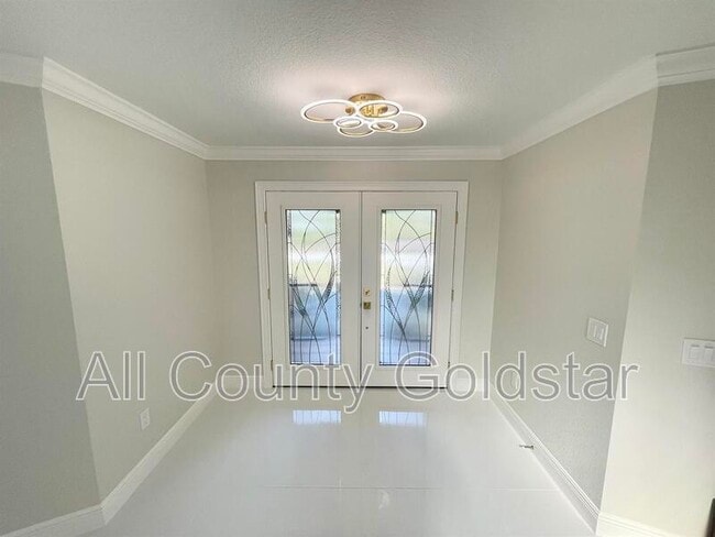 1487 Keyway Rd in Englewood, FL - Building Photo - Building Photo