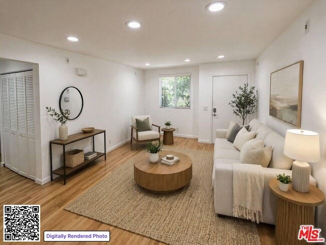 1029 Pleasant View Ave in Los Angeles, CA - Building Photo - Building Photo