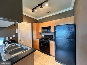 13501 Derry Glen Ct in Germantown, MD - Building Photo - Building Photo