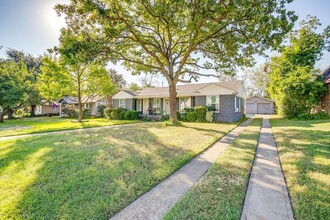 3541 S Hills Ave in Fort Worth, TX - Building Photo - Building Photo