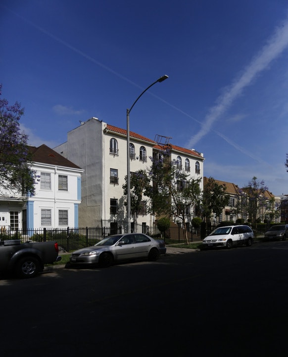 Kenmore Apartments in Los Angeles, CA - Building Photo