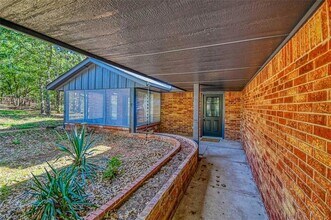 211 Bumgarner Ave, Unit 302B in Norman, OK - Foto de edificio - Building Photo