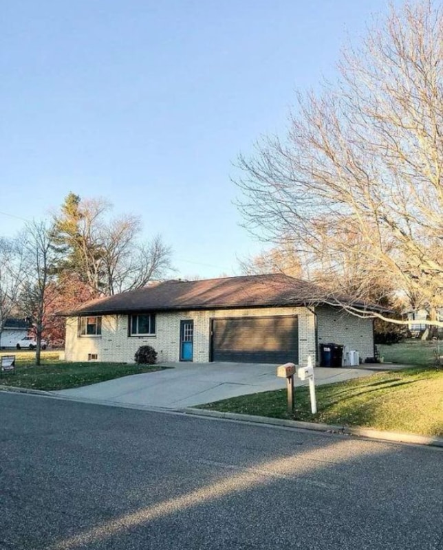property at 605 Orange St