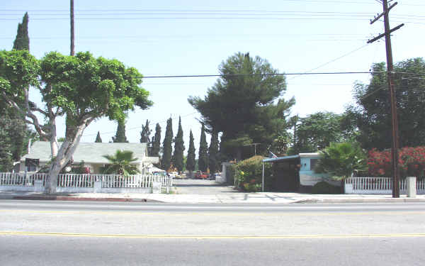 10101-10107 Garvey Ave in El Monte, CA - Building Photo