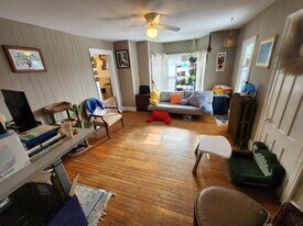 109 High St, Unit #2 in St. Albans, VT - Building Photo