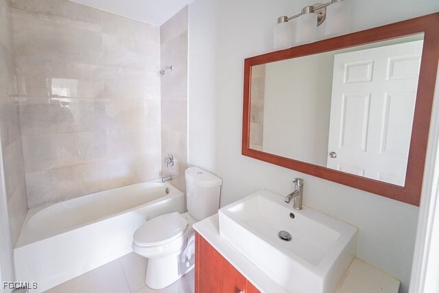 property at 390 Pennfield Ave