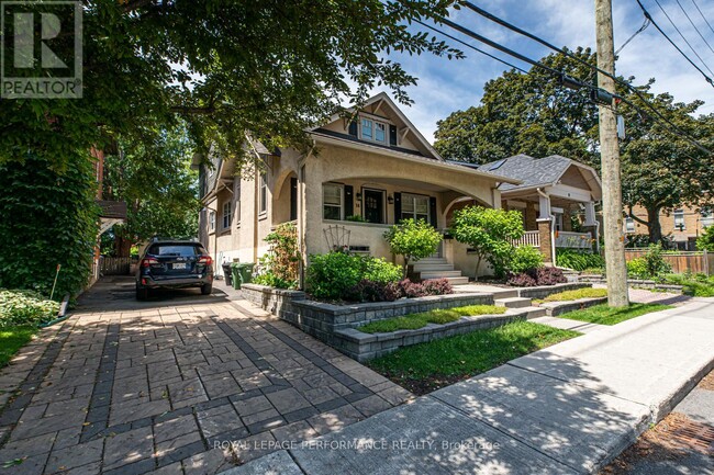14 Marlowe Crescent in Ottawa, ON - Building Photo - Building Photo